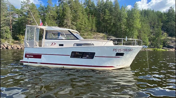 Обзор Delphia 800 Escape от МаксимОвича: Самое обитаемое судно в своем размере!